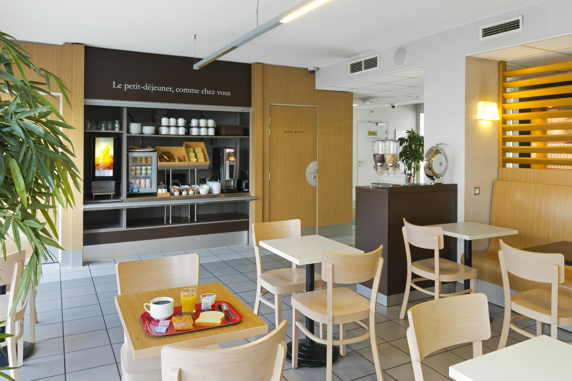 B&B Hotel Rennes Ouest Villejean Εξωτερικό φωτογραφία